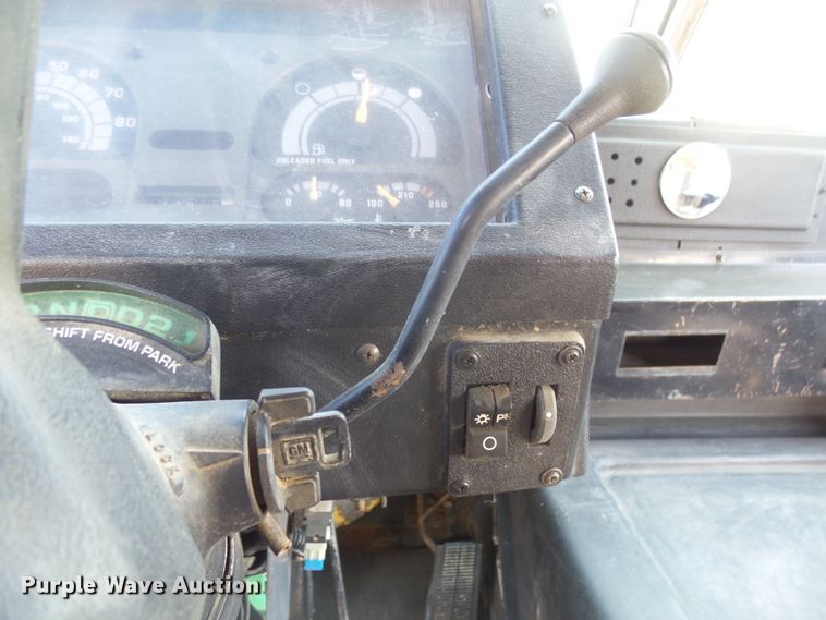 image for item EF9665 1997 Chevrolet P30  delivery truck