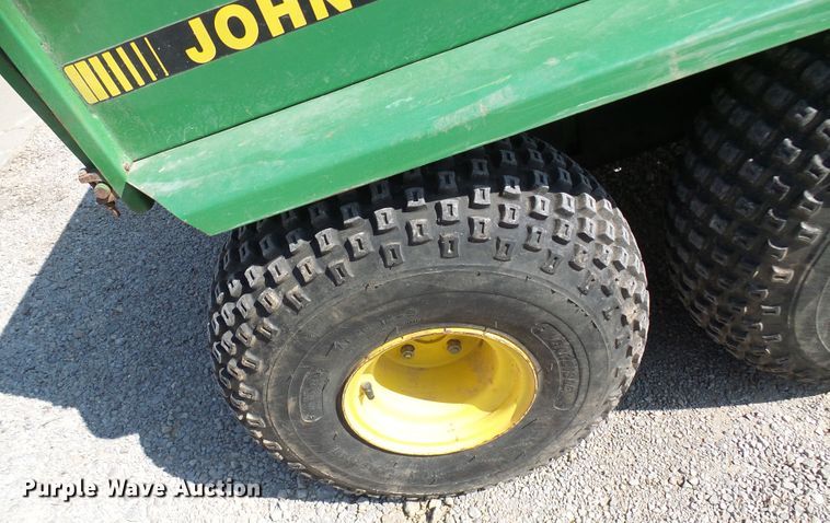 image for item EP9922 John Deere AMT622  utility vehicle