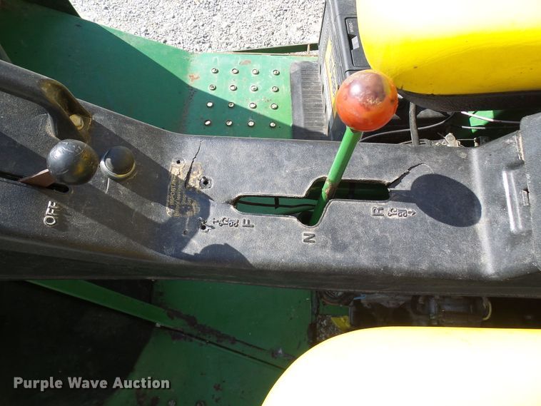 image for item EP9922 John Deere AMT622  utility vehicle