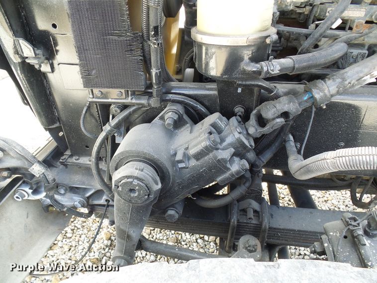 image for item EP9925 2005 Peterbilt 357  water truck