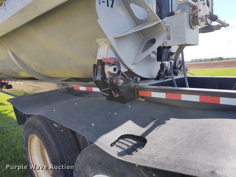 image for item EQ9438 2011 Construction Trailer Specialists side dump trailer