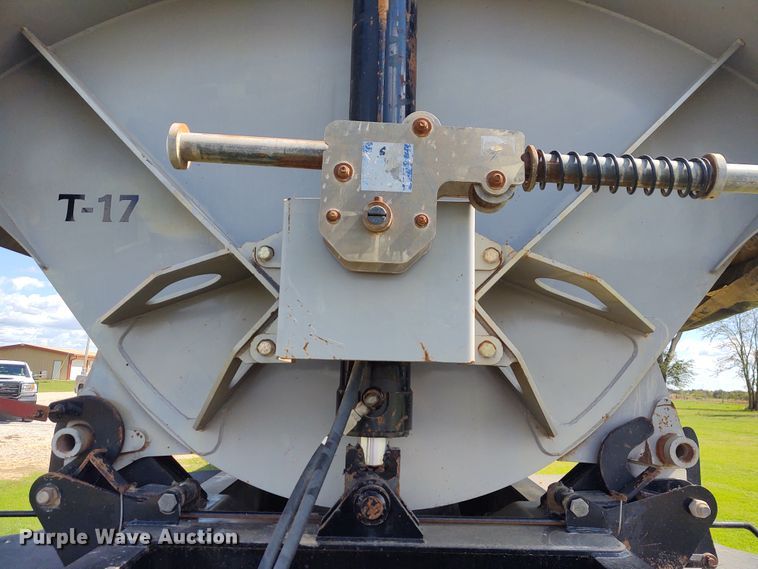 image for item EQ9438 2011 Construction Trailer Specialists side dump trailer