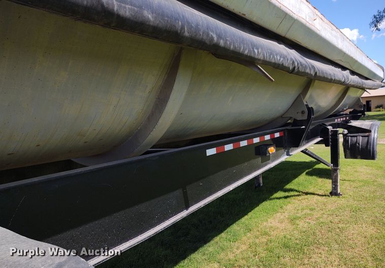 image for item EQ9438 2011 Construction Trailer Specialists side dump trailer