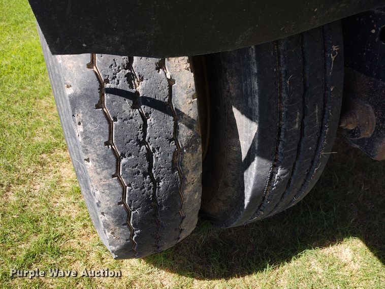 image for item EQ9438 2011 Construction Trailer Specialists side dump trailer