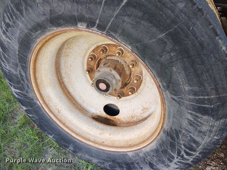 image for item EQ9438 2011 Construction Trailer Specialists side dump trailer