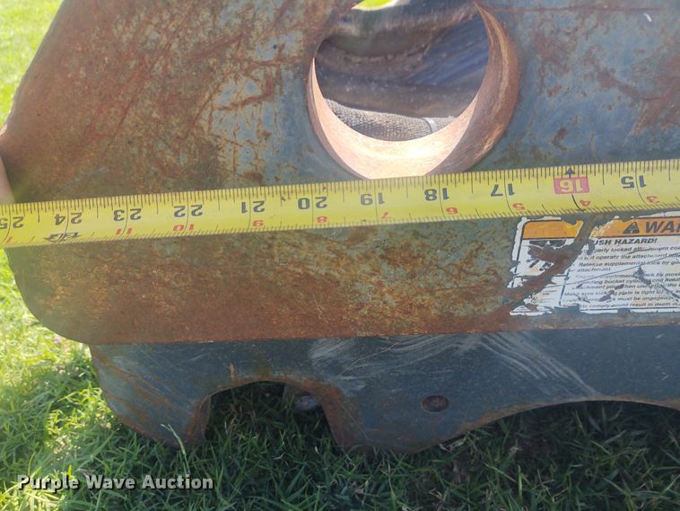 image for item EQ9439 JRB excavator quick coupler