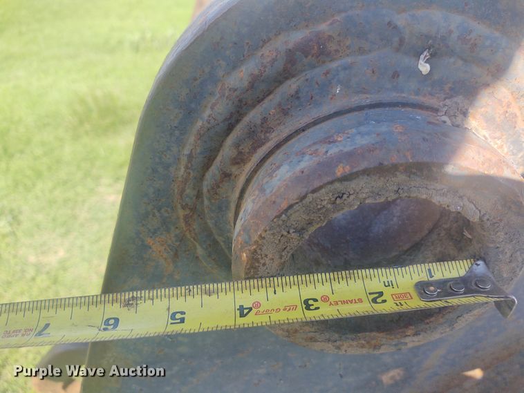 image for item EQ9439 JRB excavator quick coupler