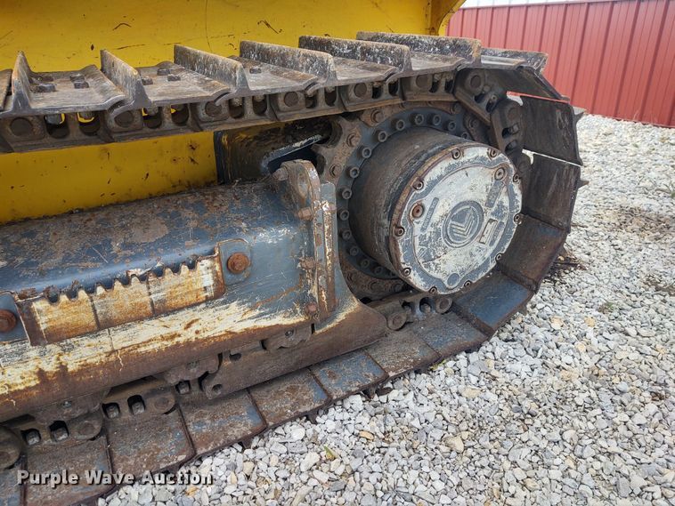 image for item EQ9446 New Holland DC100  dozer