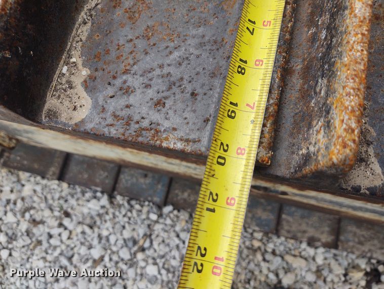 image for item EQ9446 New Holland DC100  dozer