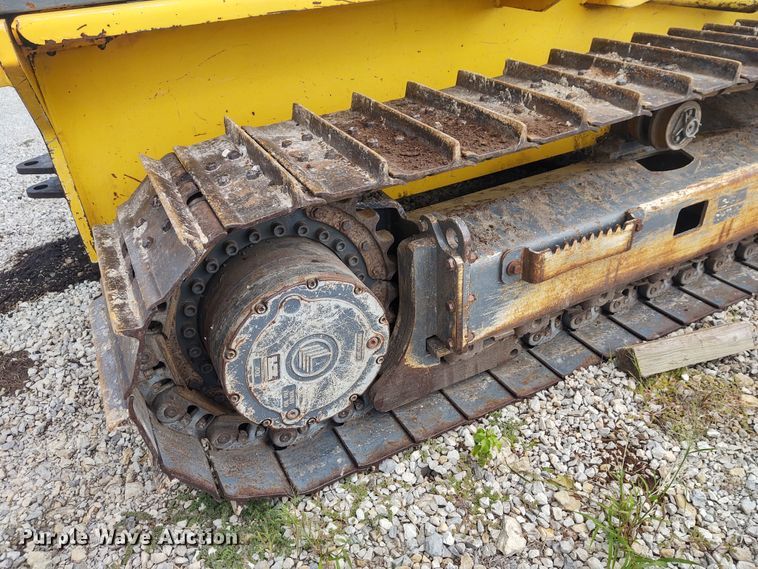 image for item EQ9446 New Holland DC100  dozer