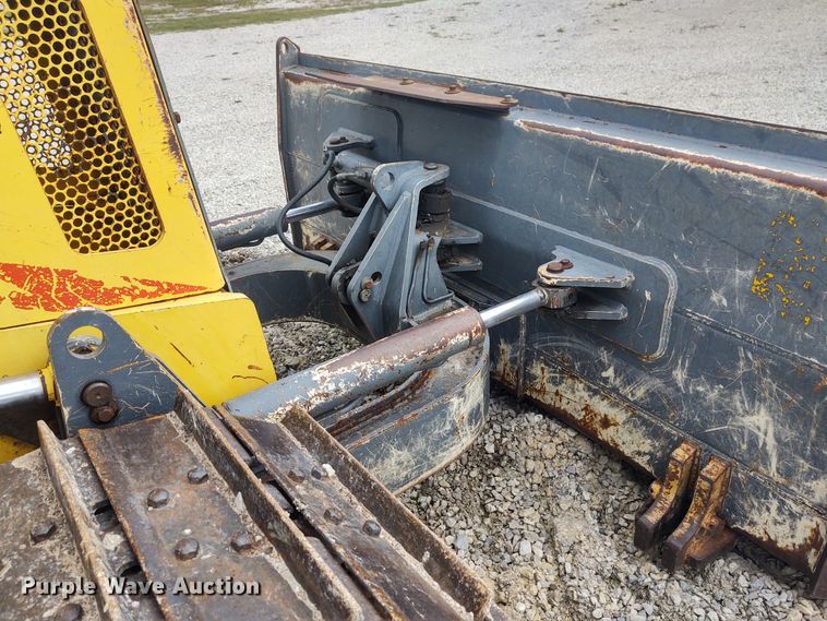 image for item EQ9446 New Holland DC100  dozer