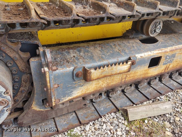 image for item EQ9446 New Holland DC100  dozer