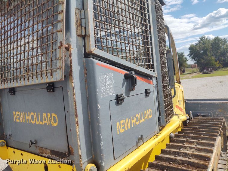 image for item EQ9446 New Holland DC100  dozer