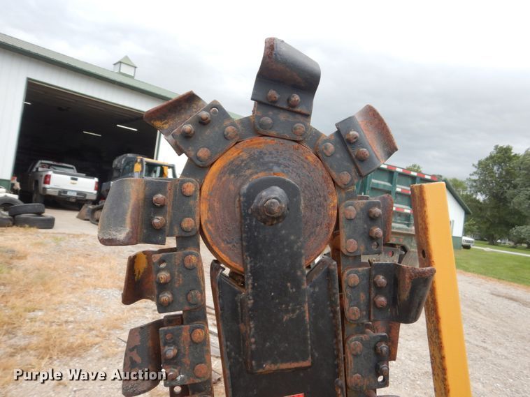 image for item FT9054 1996 Vermeer LM42  trencher