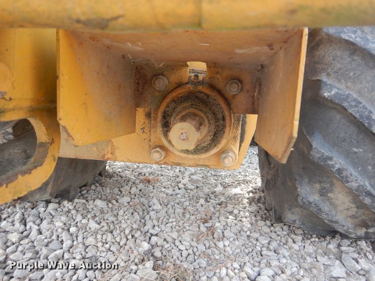 image for item FT9054 1996 Vermeer LM42  trencher