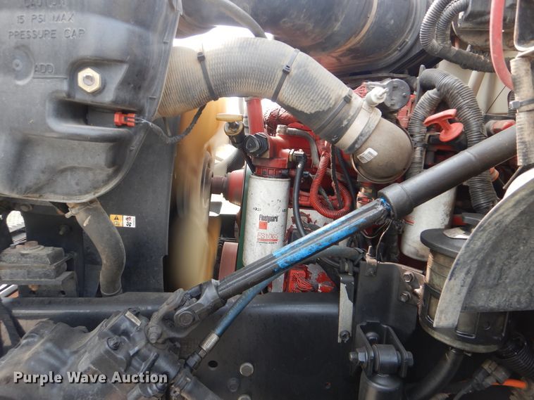 image for item GM9181 2009 Ford F750 Super Duty XL  utility truck