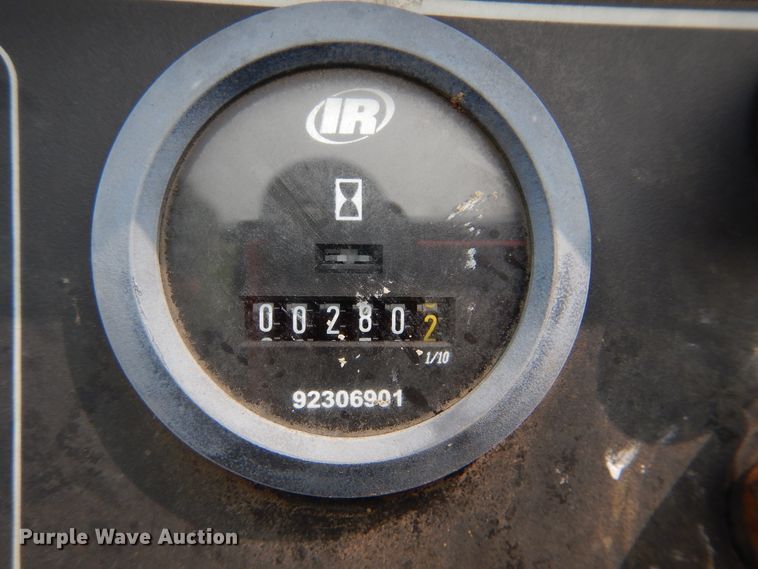 image for item GM9181 2009 Ford F750 Super Duty XL  utility truck