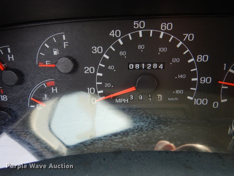 image for item GM9184 2008 Ford F750 Super Duty XL  utility truck