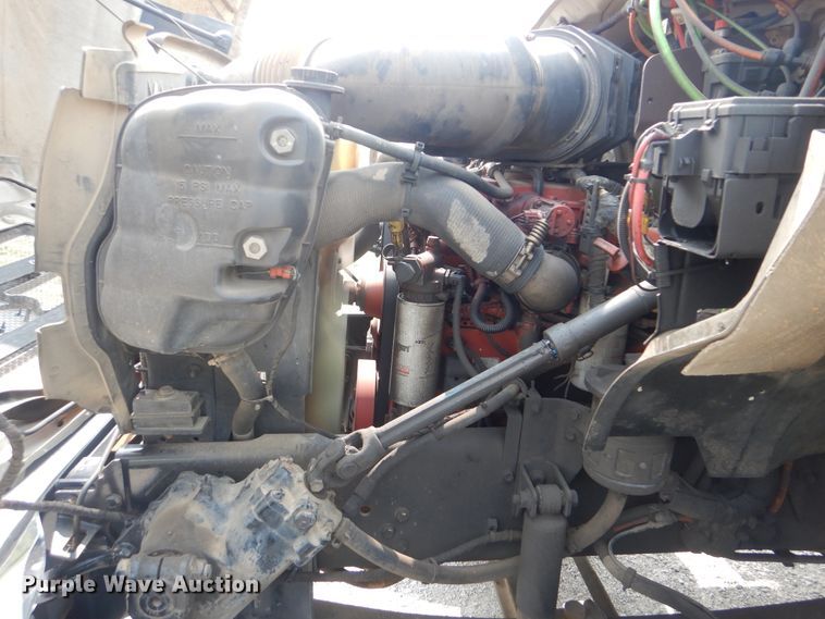 image for item GM9184 2008 Ford F750 Super Duty XL  utility truck