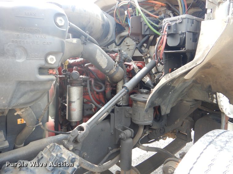 image for item GM9184 2008 Ford F750 Super Duty XL  utility truck