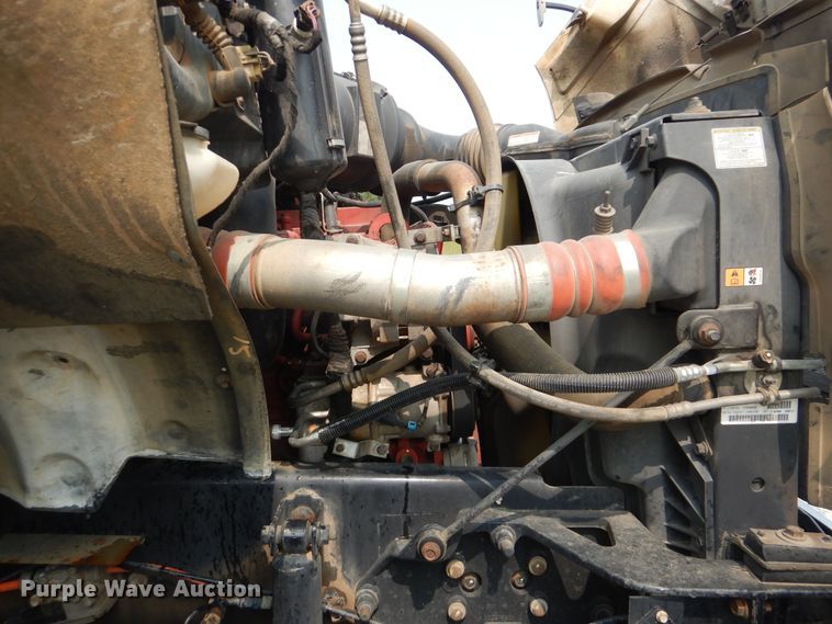 image for item GM9184 2008 Ford F750 Super Duty XL  utility truck