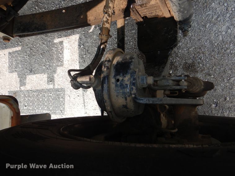 image for item GM9184 2008 Ford F750 Super Duty XL  utility truck