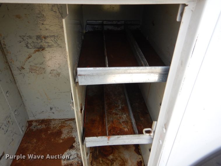 image for item GM9184 2008 Ford F750 Super Duty XL  utility truck