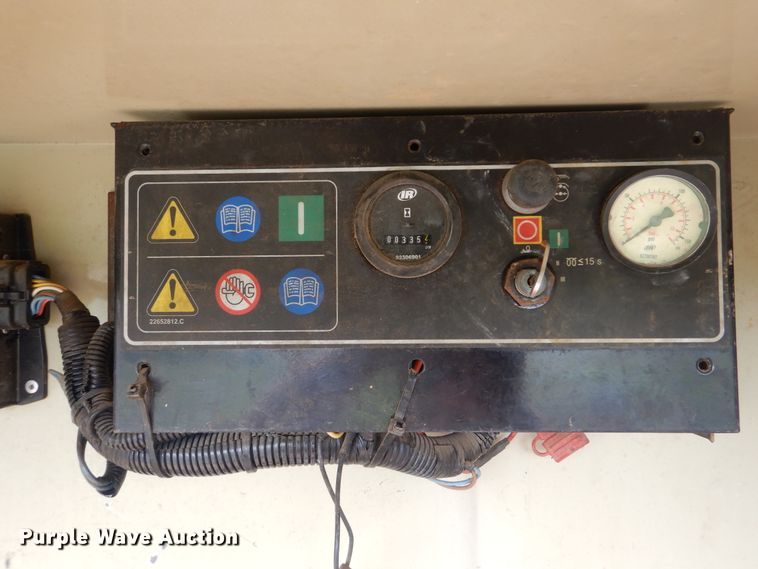 image for item GM9184 2008 Ford F750 Super Duty XL  utility truck