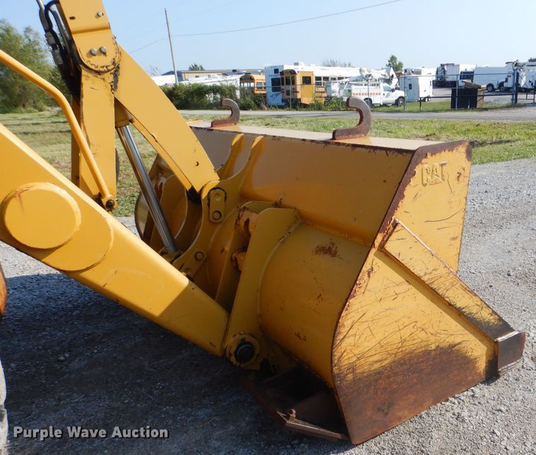 image for item GM9193 2004 Caterpillar 416D  backhoe