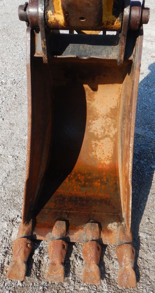 image for item GM9193 2004 Caterpillar 416D  backhoe