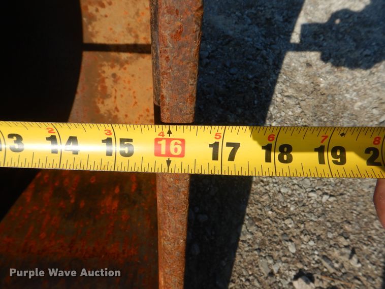 image for item GM9193 2004 Caterpillar 416D  backhoe