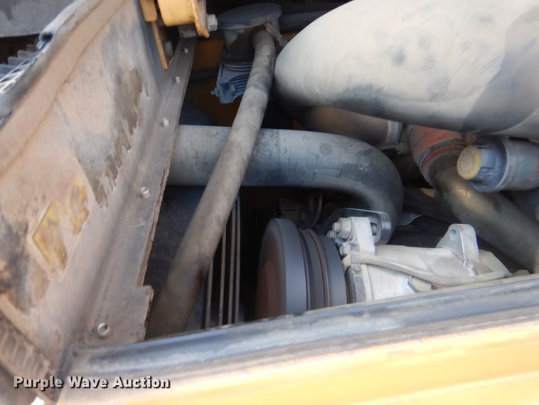 image for item GM9193 2004 Caterpillar 416D  backhoe