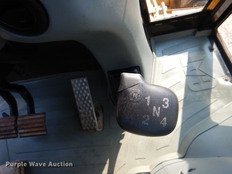 image for item GM9193 2004 Caterpillar 416D  backhoe