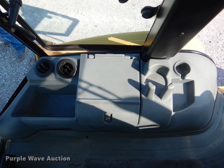 image for item GM9193 2004 Caterpillar 416D  backhoe