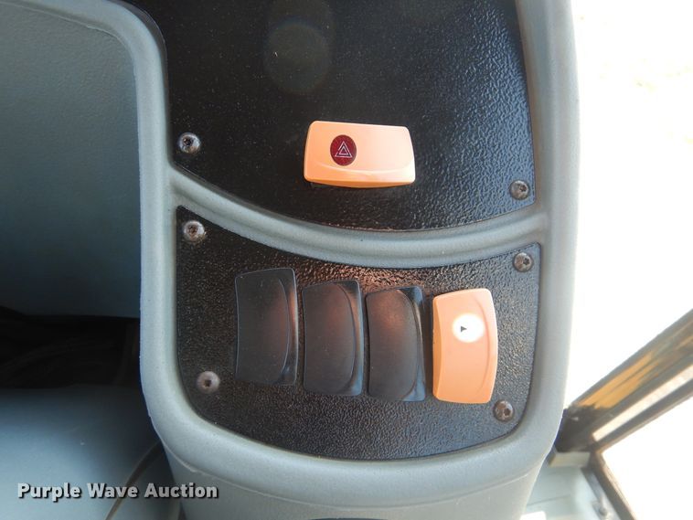 image for item GM9193 2004 Caterpillar 416D  backhoe