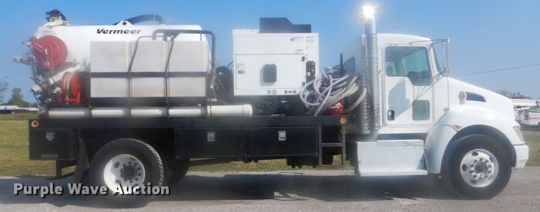 image for item GM9195 2010 Kenworth T370  vacuum truck