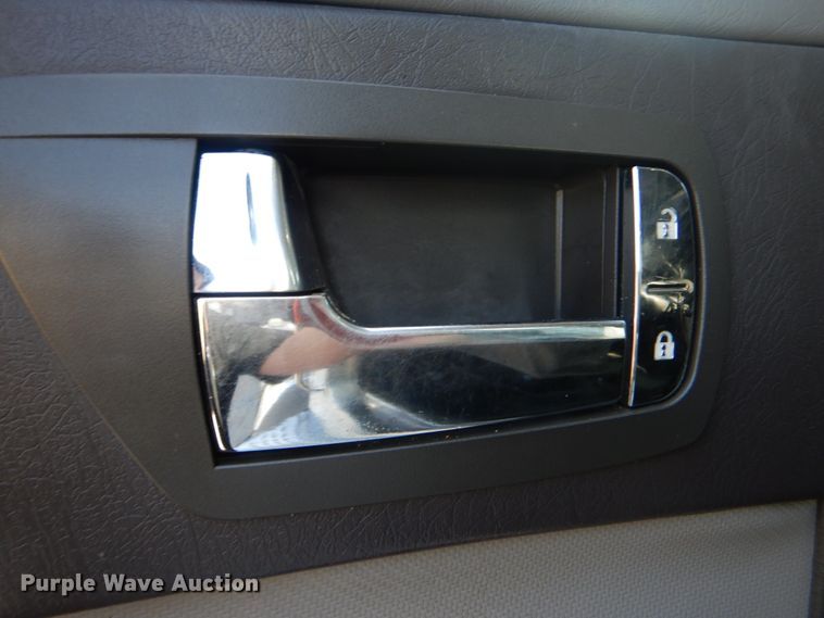 image for item GM9195 2010 Kenworth T370  vacuum truck