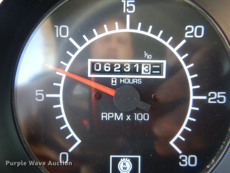 image for item GM9195 2010 Kenworth T370  vacuum truck