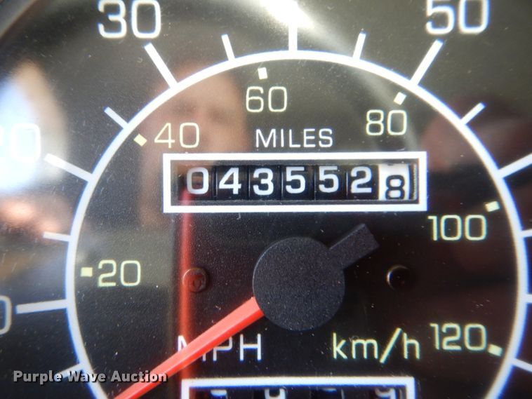 image for item GM9195 2010 Kenworth T370  vacuum truck