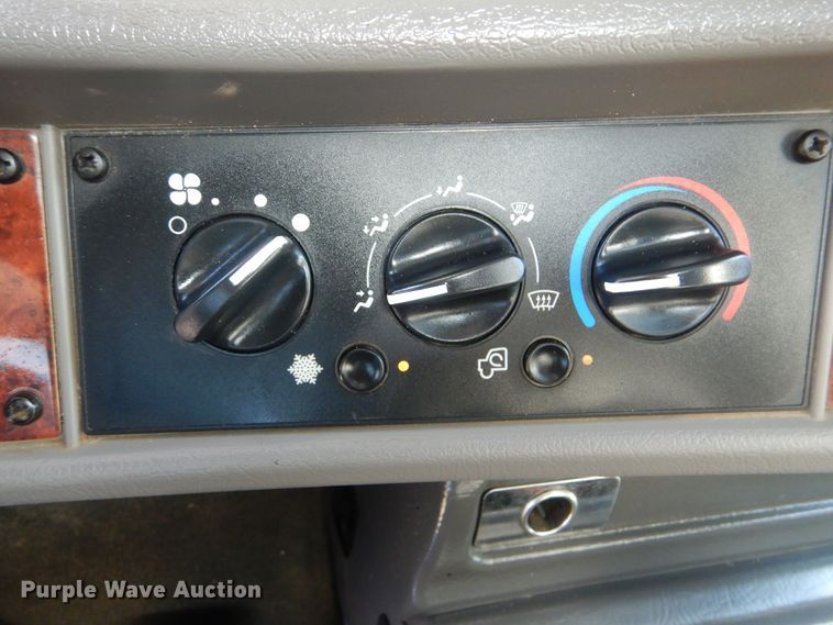 image for item GM9195 2010 Kenworth T370  vacuum truck