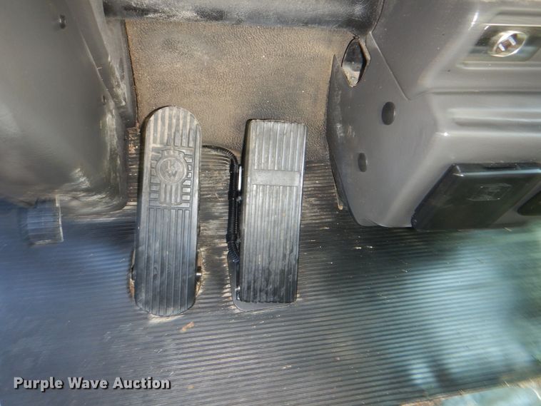 image for item GM9195 2010 Kenworth T370  vacuum truck