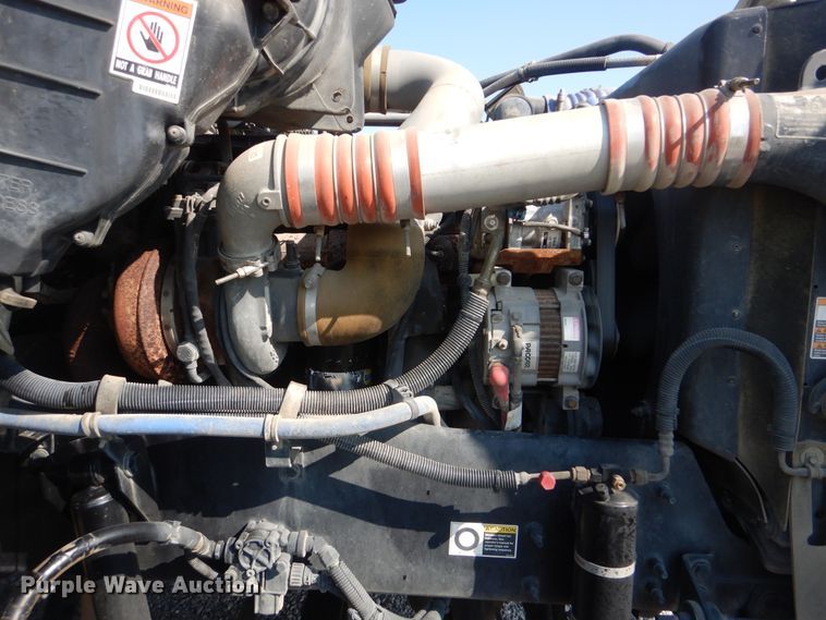 image for item GM9195 2010 Kenworth T370  vacuum truck