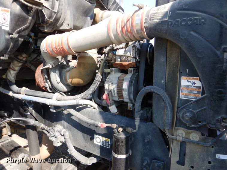 image for item GM9195 2010 Kenworth T370  vacuum truck