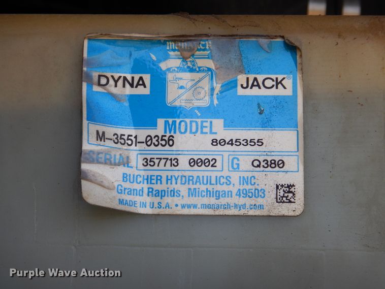 image for item GM9195 2010 Kenworth T370  vacuum truck