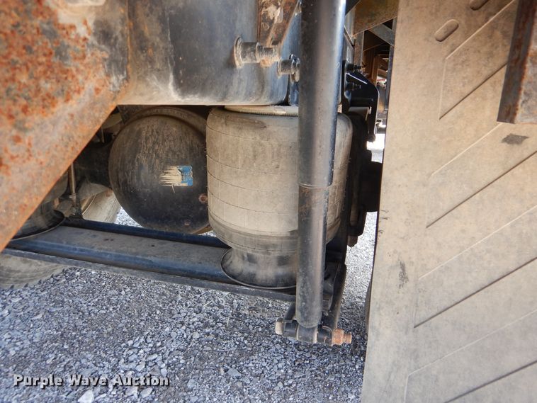 image for item GM9195 2010 Kenworth T370  vacuum truck