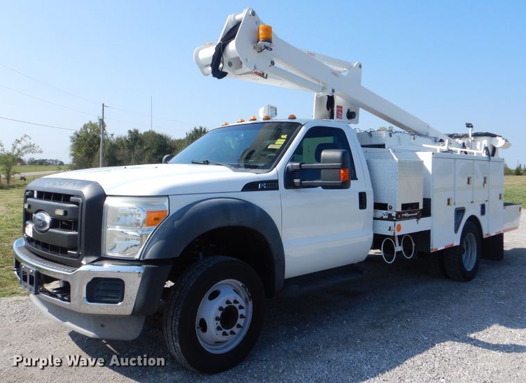 image for item GM9196 2012 Ford F550  bucket truck