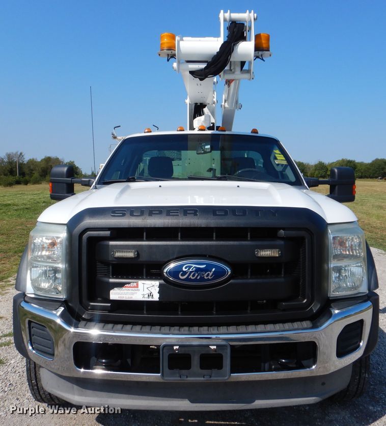 image for item GM9196 2012 Ford F550  bucket truck