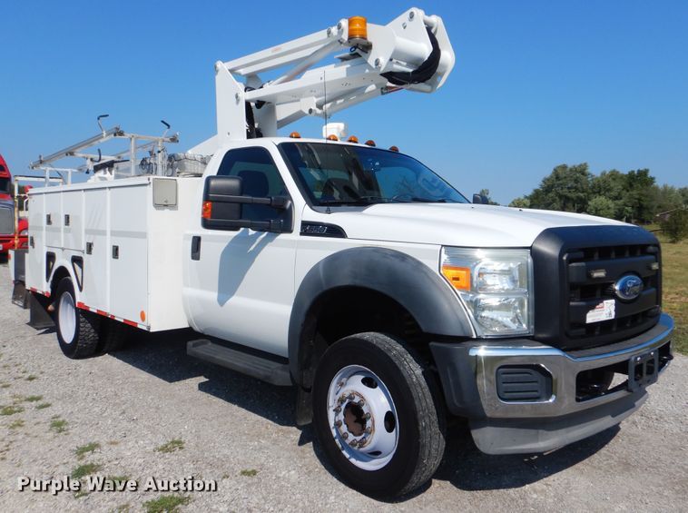 image for item GM9196 2012 Ford F550  bucket truck