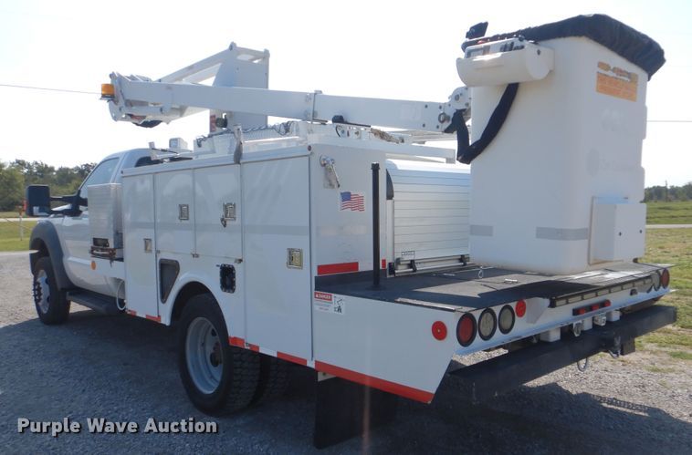image for item GM9196 2012 Ford F550  bucket truck
