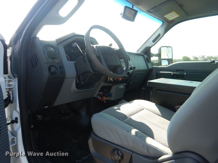 image for item GM9196 2012 Ford F550  bucket truck